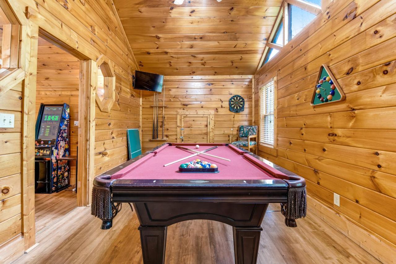 Smoky Bears Den Villa Sevierville Exterior photo