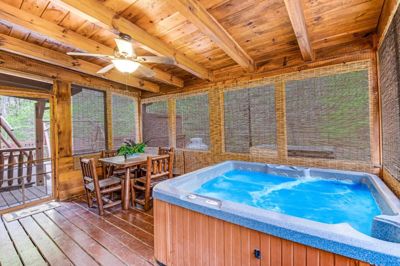 Smoky Bears Den Villa Sevierville Exterior photo