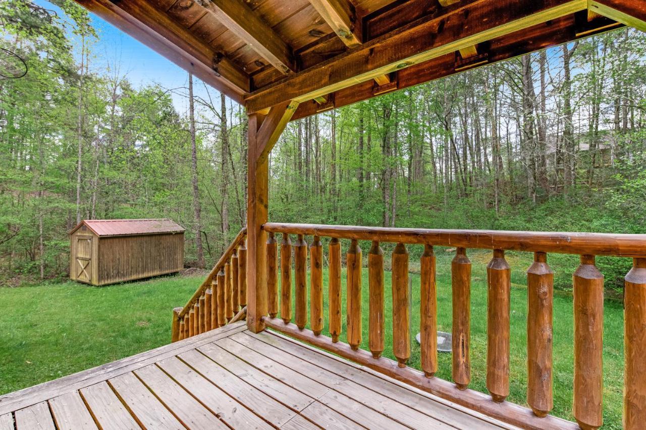 Smoky Bears Den Villa Sevierville Exterior photo
